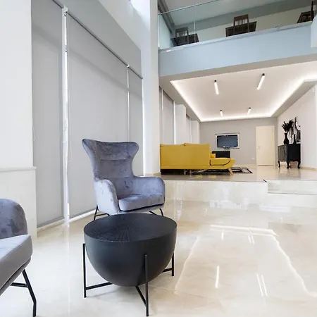 Отель Philippos