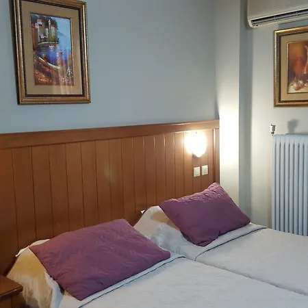 Отель Philippos